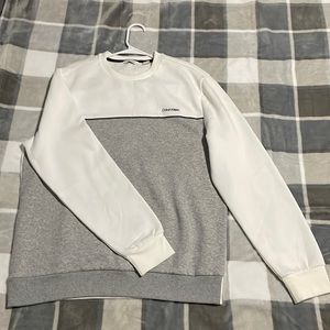 Calvin Klein Mens Logo Long Sleeve Pullover Crew Neck Sweatshirt